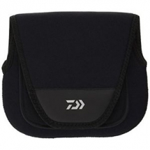 Чехол Daiwa Neoprene Spinning Reel Pouch SP-Medium 3000-4000