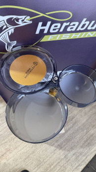 Подставка Herabuna Fishing с миской с креплением садка